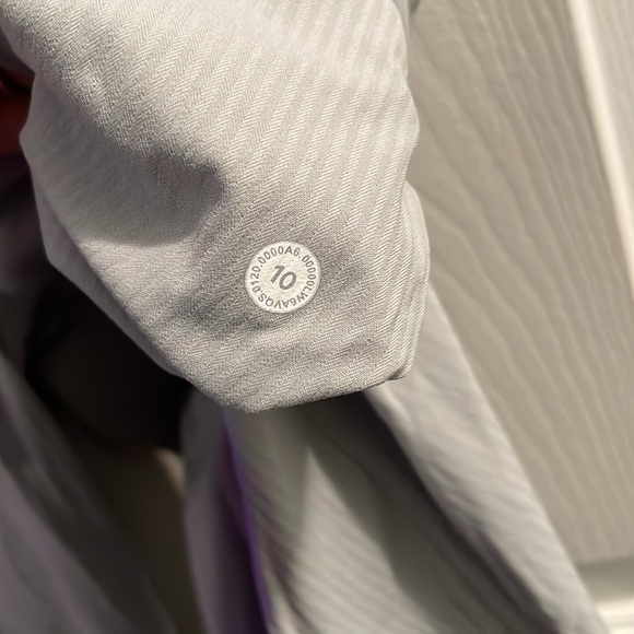 Lululemon Dance Studio Crop *25" in Silver Drop - Picture 3 of 7